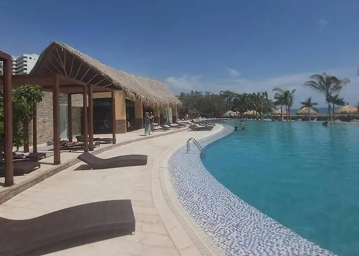 Condominio En Santa Marta Con Salida Al Mar